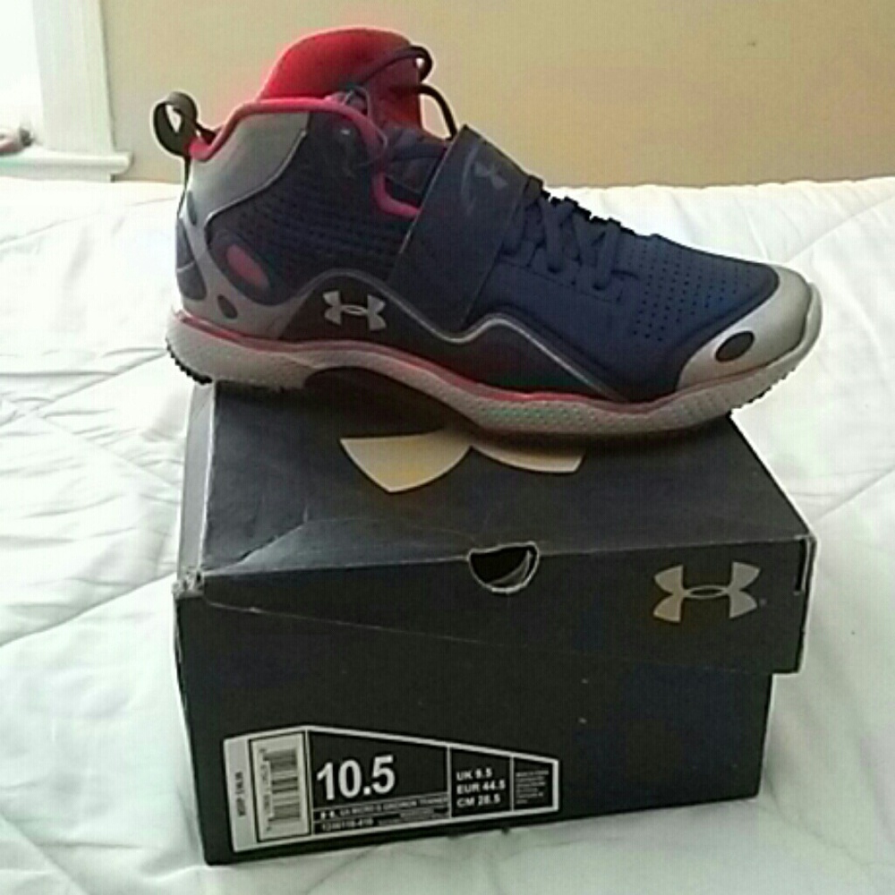 Men's UA Basketball Shoe